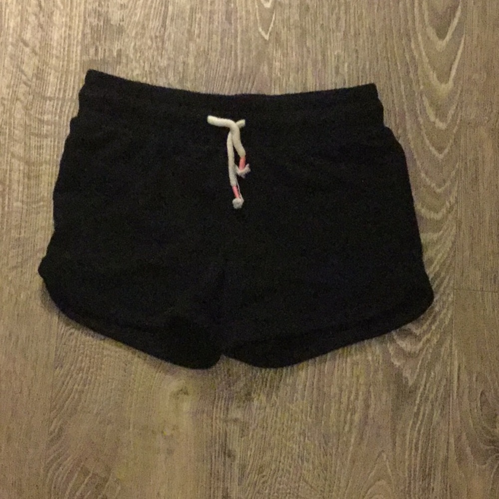 Black cat& jack exercises shorts/sleep where